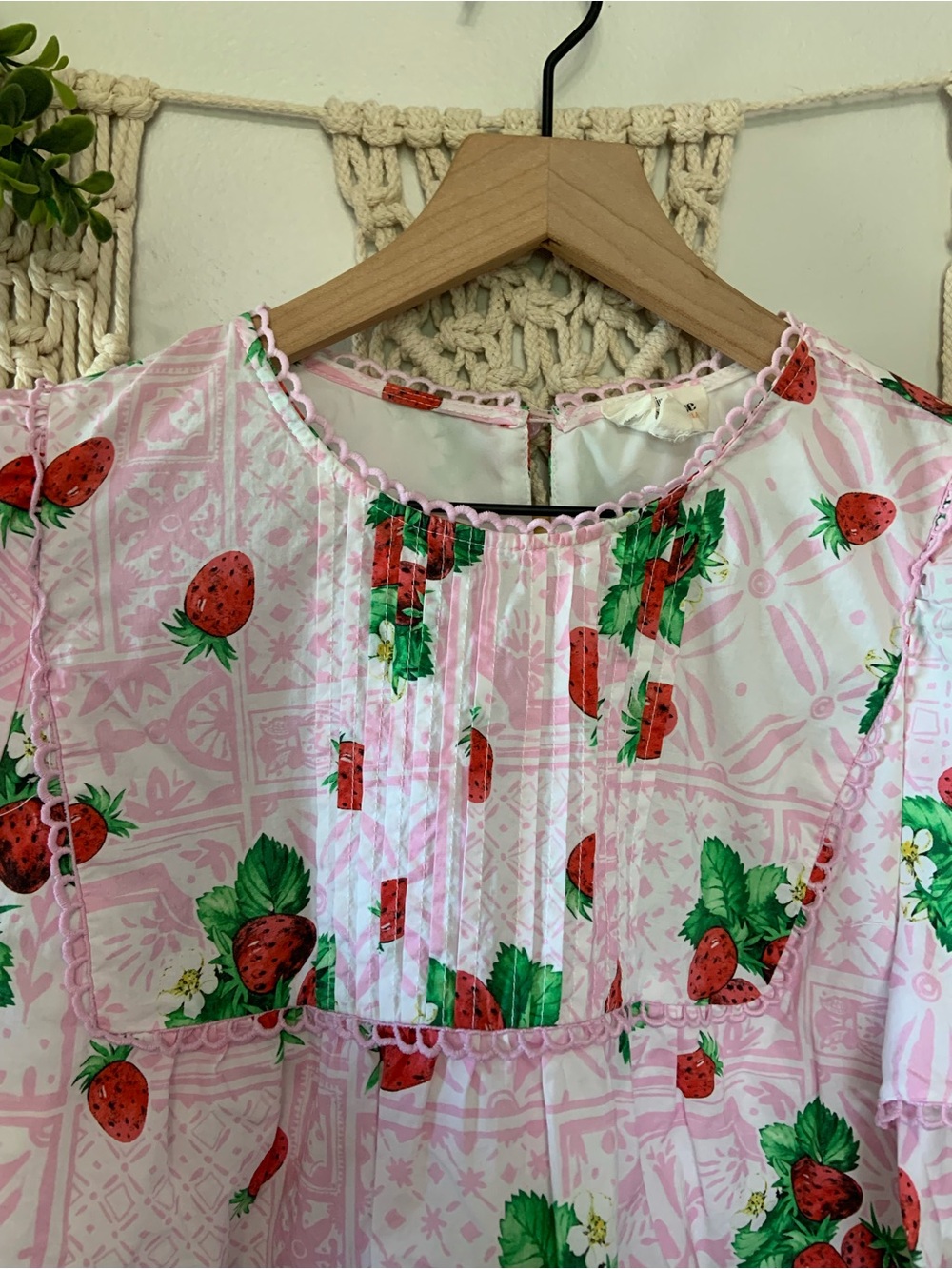 PEACH LOVE CALIFORNIA Berry Bliss Pink Cotton Strawberry Dress Size Medium - Picture 4 of 11